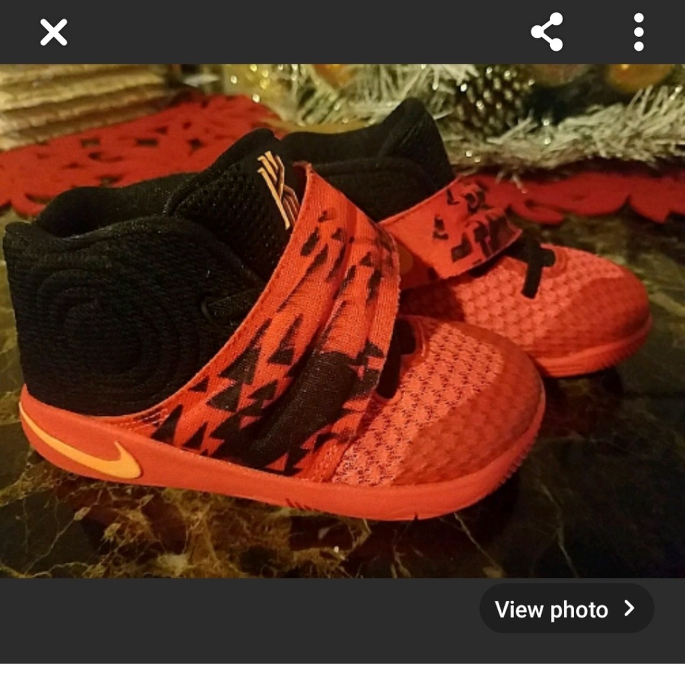 Nike toddler kyrie shoes size 8c